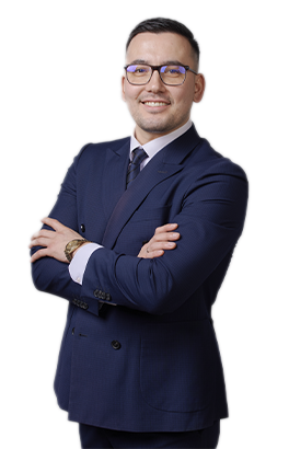 Менеджер по продажам Роман Писакин